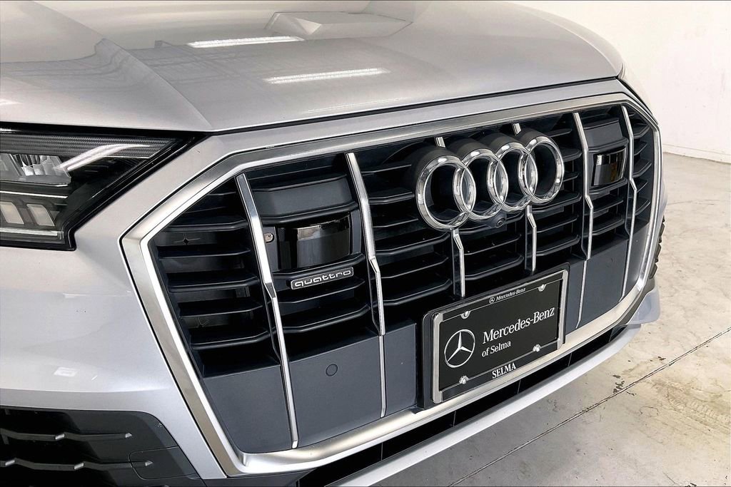 Used 2022 Audi Q7 3.0T Premium Plus w/ Premium Plus Package AWD/4WD image 29