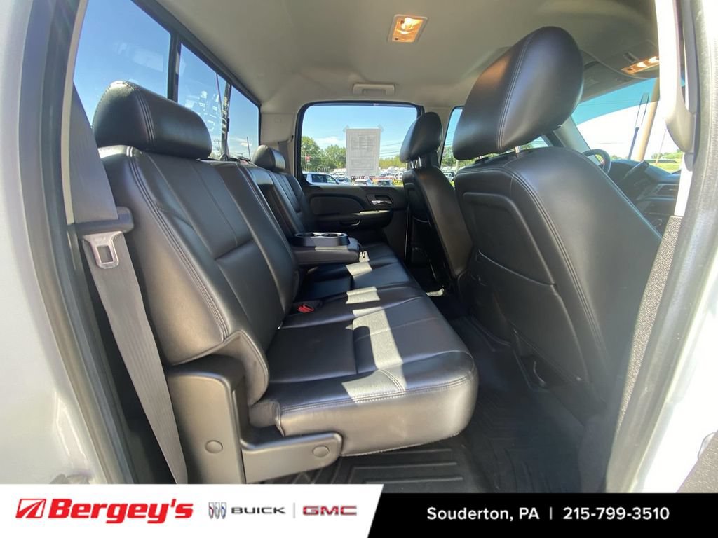 Used 2014 Chevrolet Silverado 3500 LTZ w/ LTZ Plus Package AWD/4WD image 29