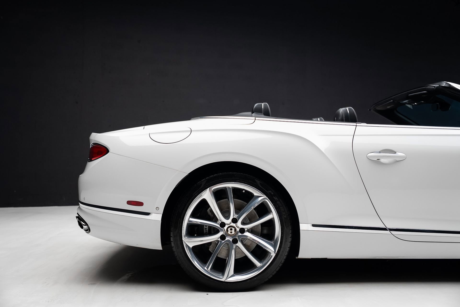 Used 2020 Bentley Continental GT image 38