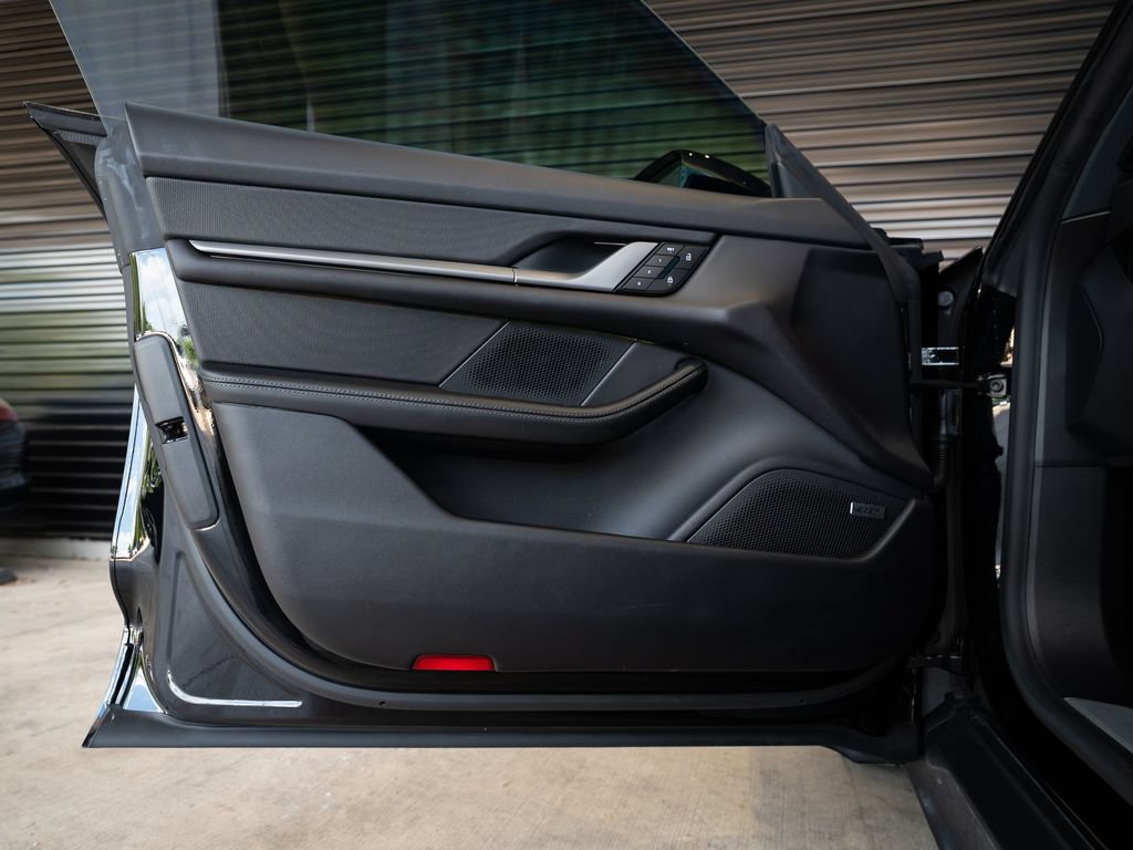Certified 2025 Porsche Taycan RWD image 23