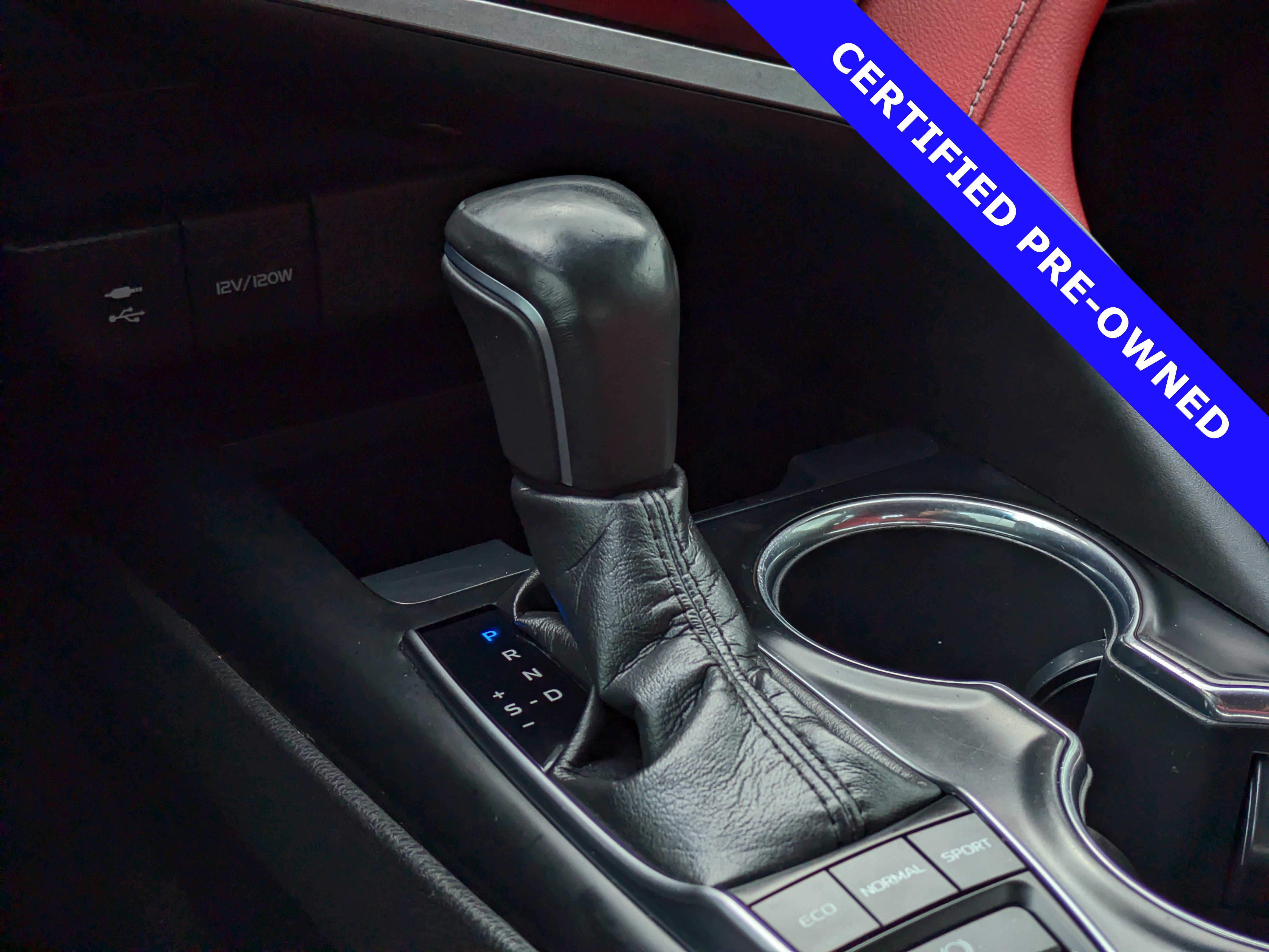 Used 2019 Toyota Camry XSE image 31