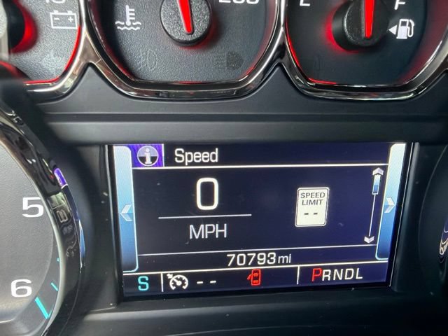 Used 2017 Chevrolet Suburban LT RWD image 2