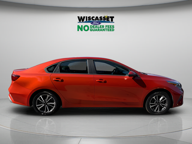 Used 2023 Kia Forte LXS w/ LXS Technology Package FWD image 6
