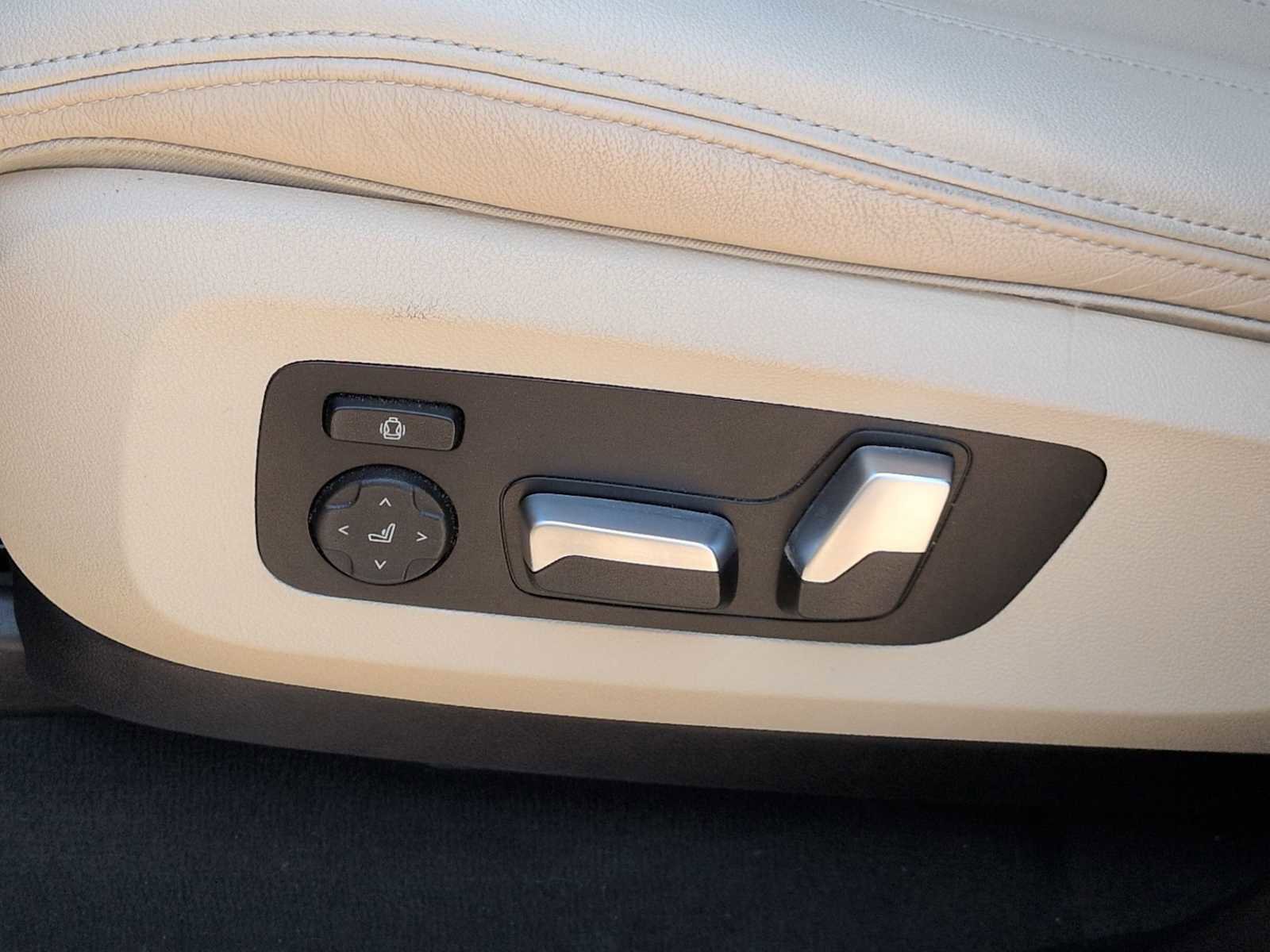 Used 2022 BMW X5 sDrive40i image 17