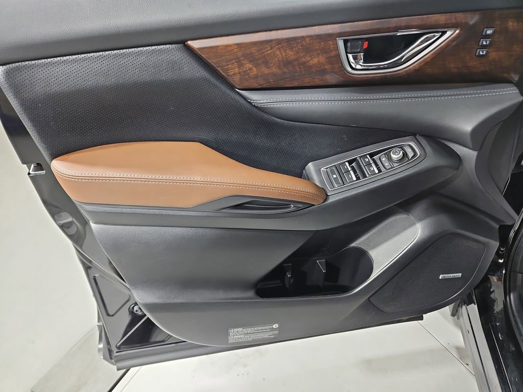 Used 2024 Subaru Ascent Touring image 11