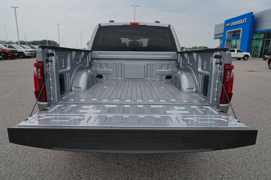 Used 2025 Ford F150 XLT w/ Equipment Group 301A Standard AWD/4WD image 15