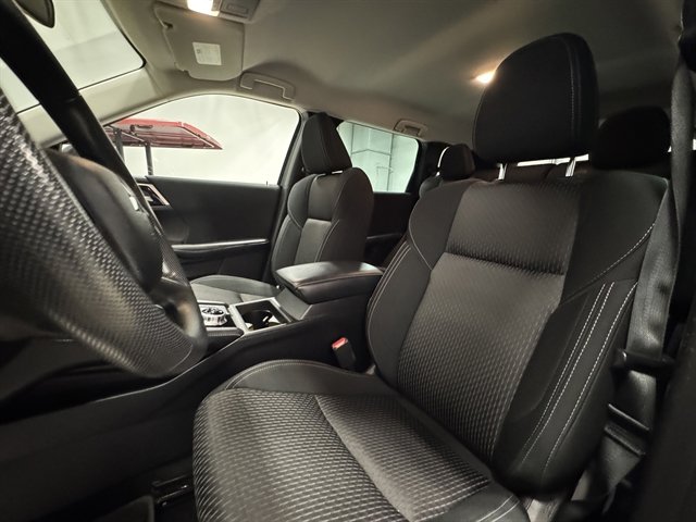 Used 2023 Mitsubishi Outlander ES AWD/4WD image 19