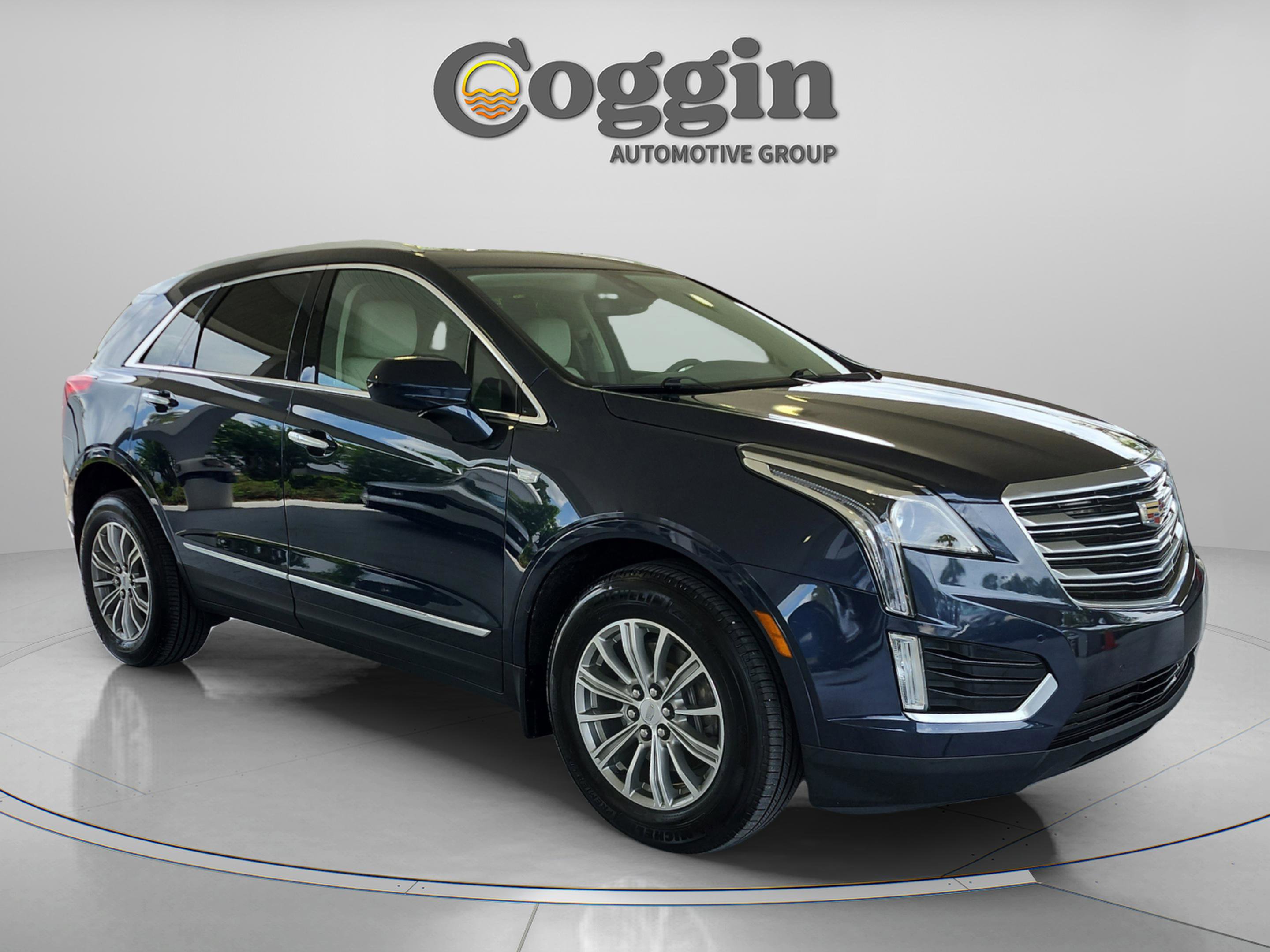 Used 2018 Cadillac XT5 Luxury w/ Driver Awareness Package AWD/4WD image 6