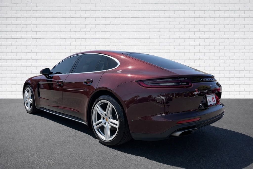 Used 2018 Porsche Panamera image 8
