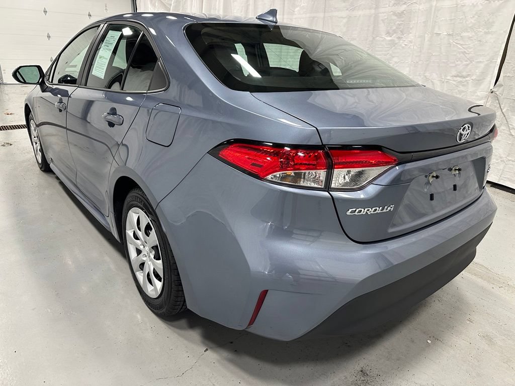 Used 2026 Toyota Corolla LE FWD image 5