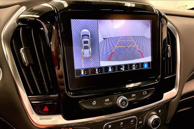 Used 2023 Chevrolet Traverse Premier image 30