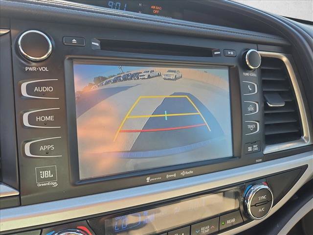 Used 2019 Toyota Highlander Limited FWD image 14