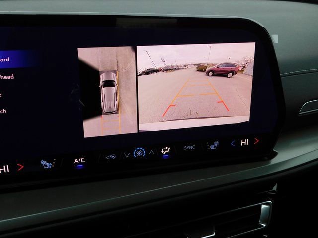 New 2026 Chevrolet Traverse LT w/ Driver Confidence Package image 42