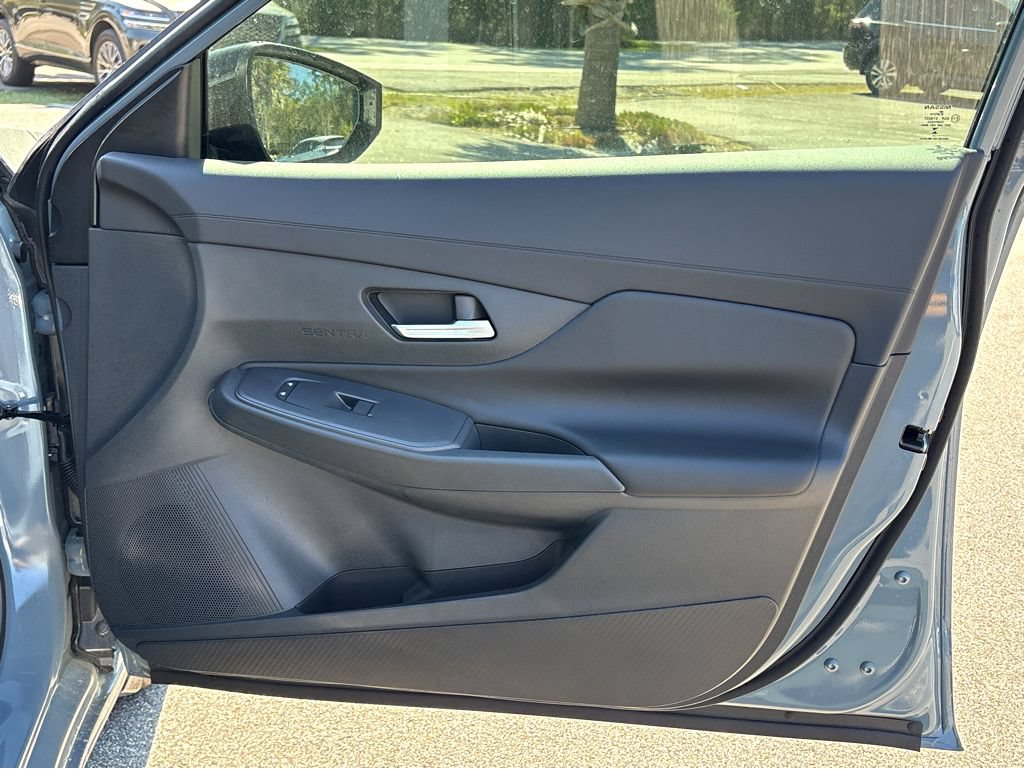 New 2026 Nissan Sentra SV w/ SV Convenience Package FWD image 12