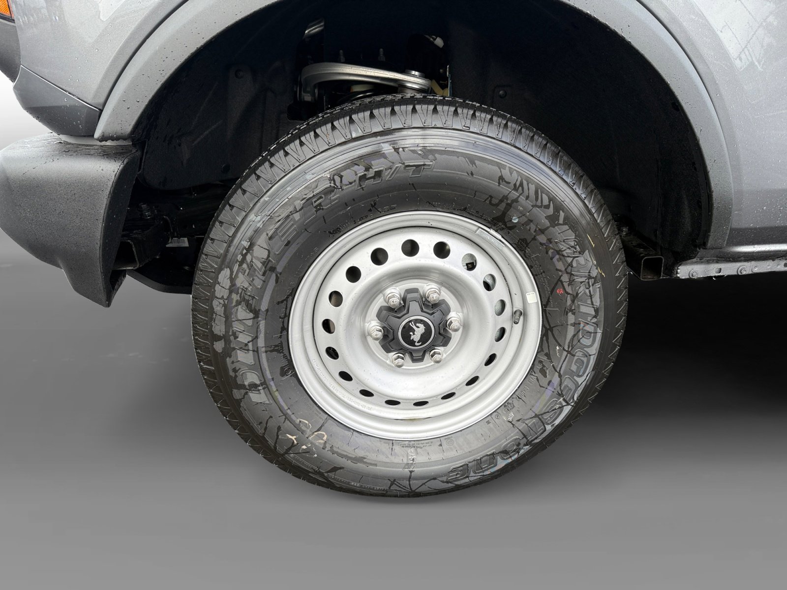 New 2025 Ford Bronco 4-Door image 9