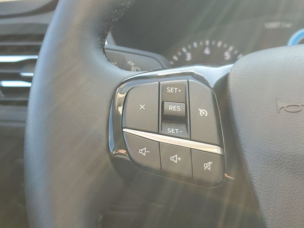 Certified 2022 Ford Escape SEL image 13