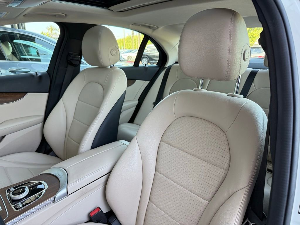 Used 2019 Mercedes-Benz C 300 Sedan image 12