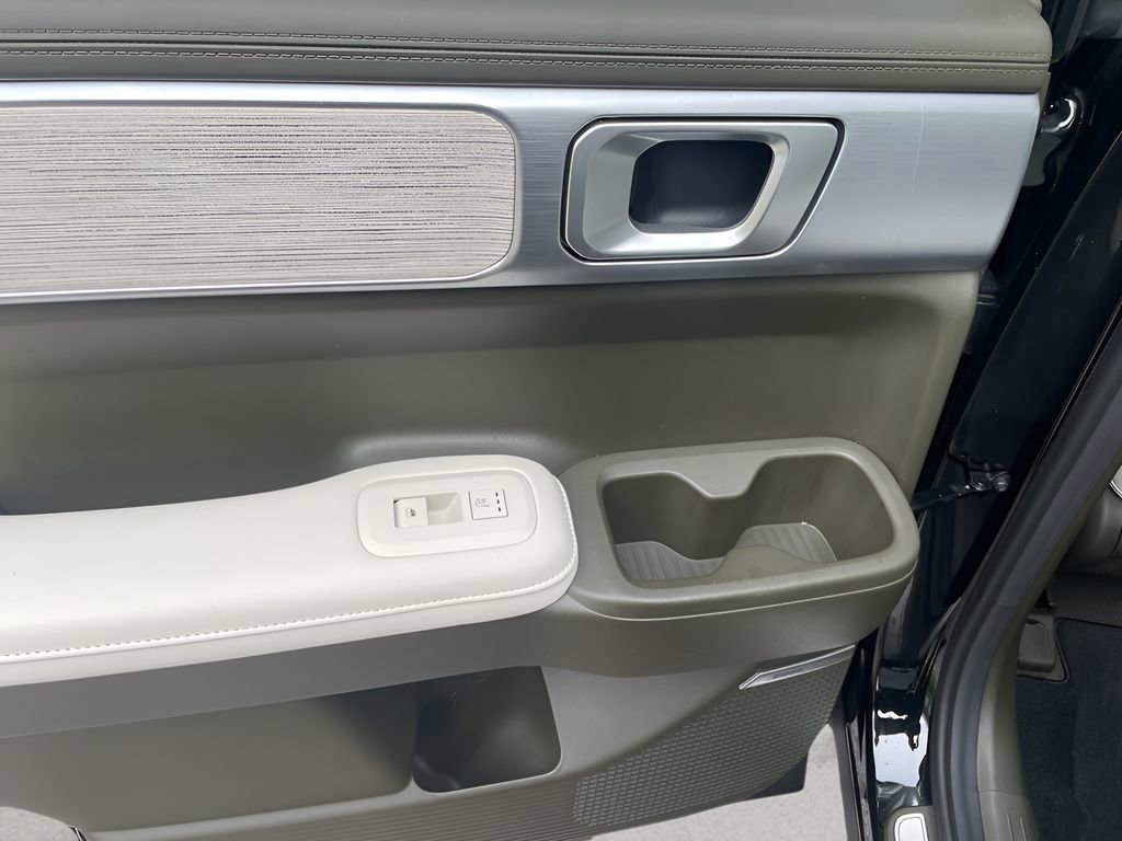 Used 2025 Hyundai Santa Fe Calligraphy image 20