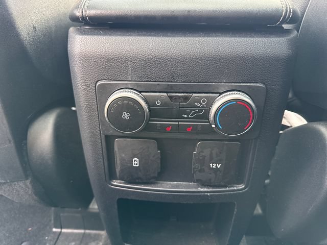 Used 2020 Ford Explorer XLT w/ Equipment Group 202A AWD/4WD image 22