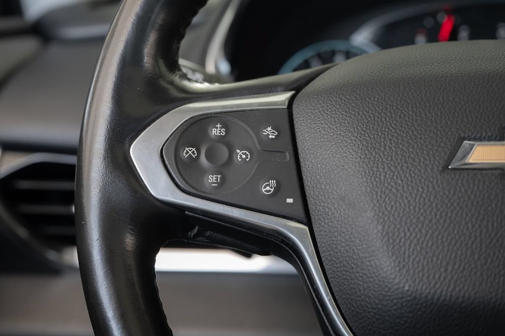 Used 2020 Chevrolet Traverse Premier w/ LPO, Cargo Package FWD image 26