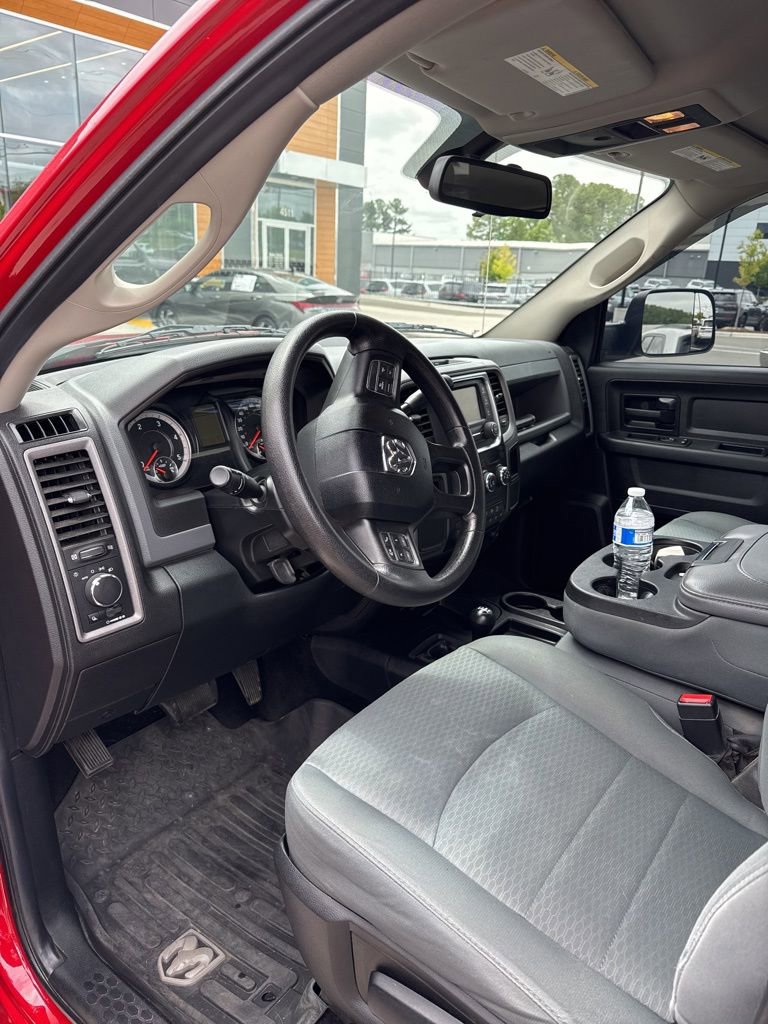 Used 2016 RAM 2500 Tradesman w/ Chrome Appearance Group AWD/4WD image 4