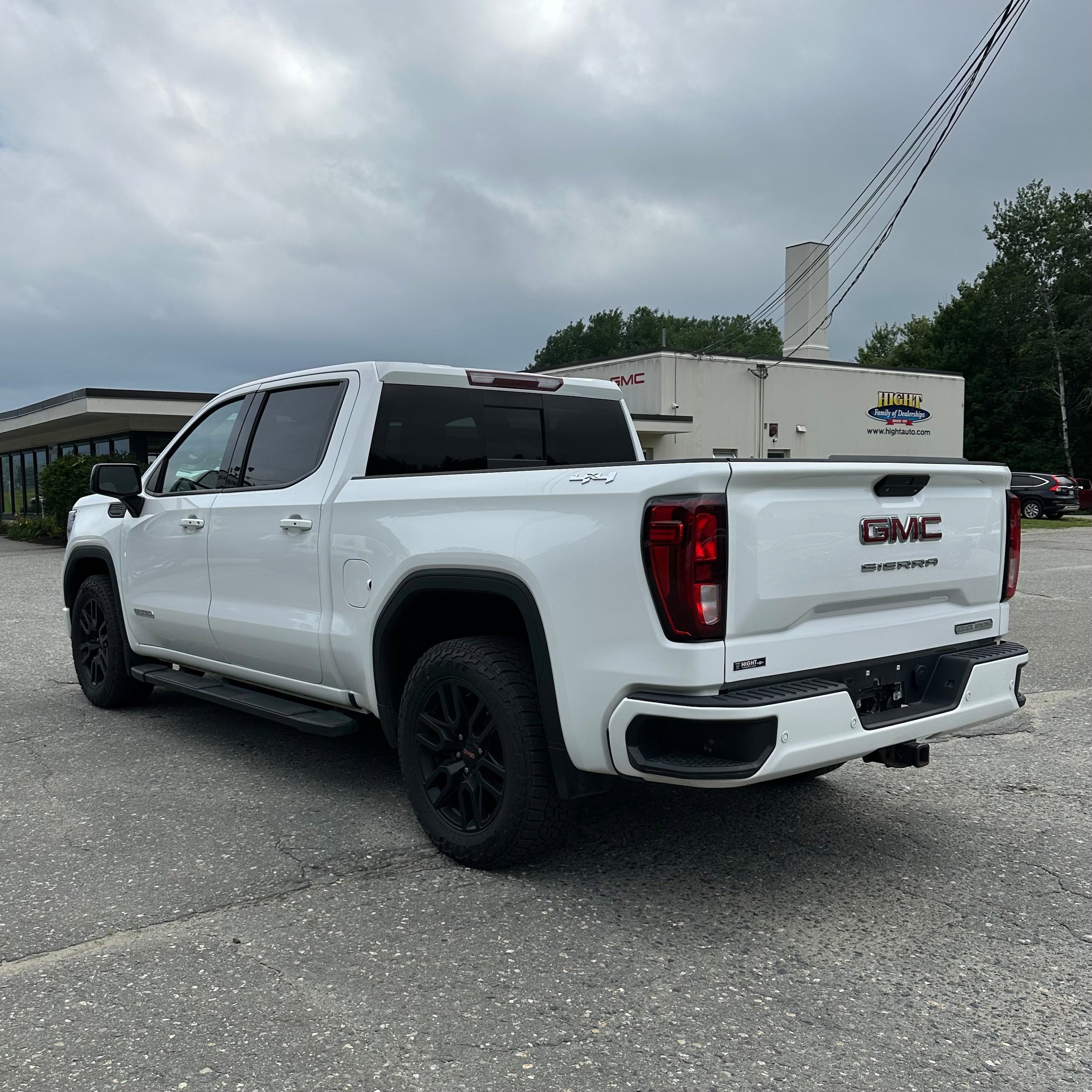 Used 2021 GMC Sierra 1500 Elevation w/ Preferred Package AWD/4WD image 5