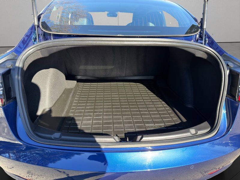 Used 2018 Tesla Model 3 Long Range AWD/4WD image 11