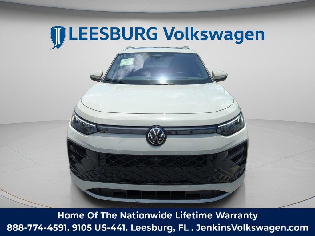 New 2026 Volkswagen Tiguan SEL R-Line AWD/4WD image 15