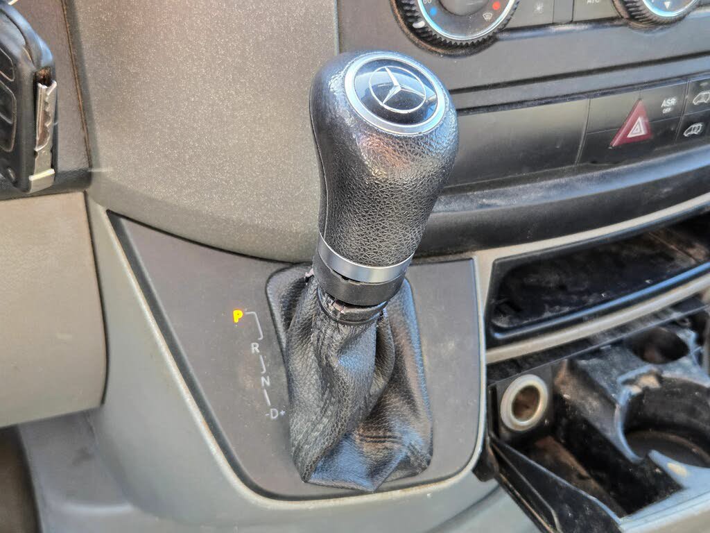 Used 2014 Mercedes-Benz Sprinter 2500 image 18