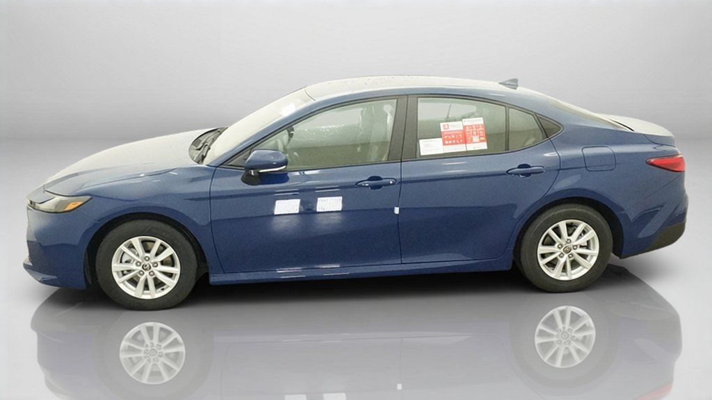 New 2026 Toyota Camry LE FWD image 2