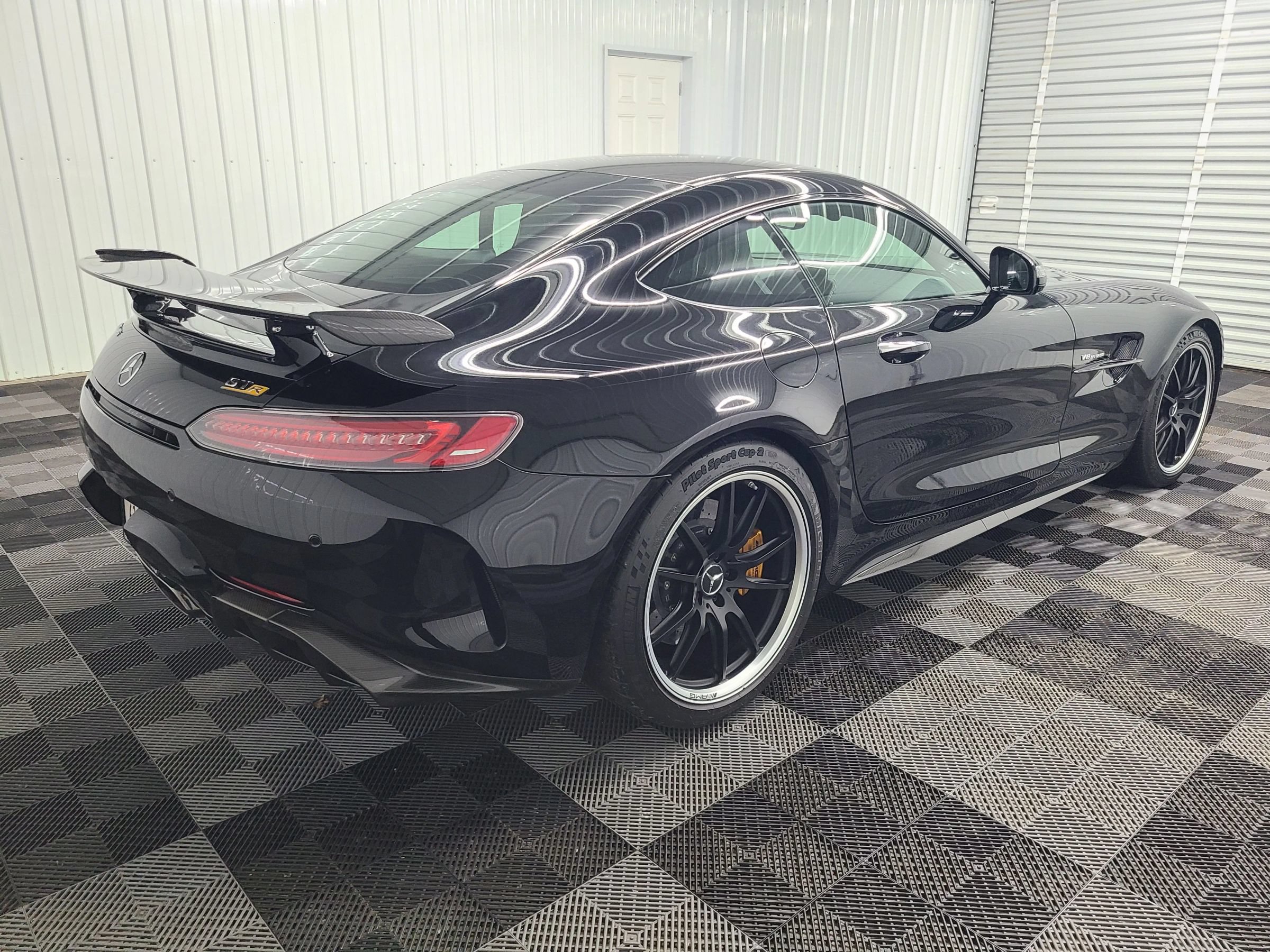 Used 2019 Mercedes-Benz AMG GT R image 16