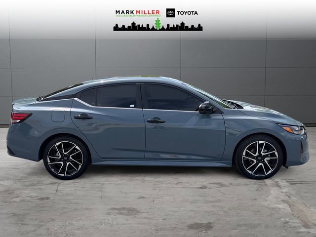 Used 2024 Nissan Sentra SR w/ SR Premium Package image 6