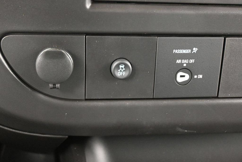 New 2026 Chevrolet Express 2500 Extended w/ Driver Convenience Package RWD image 19