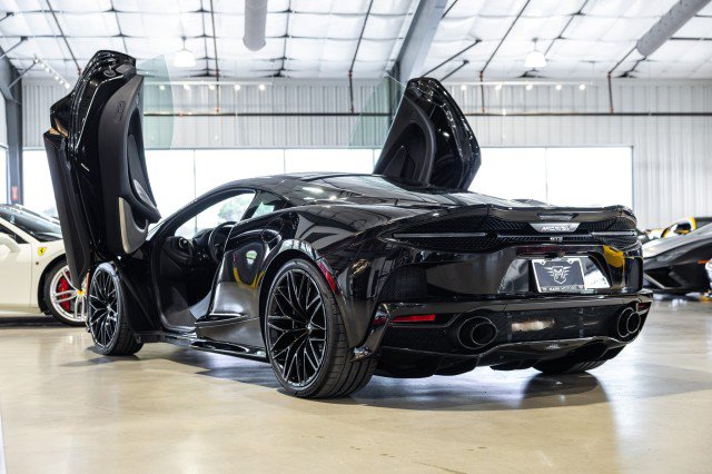 Used 2025 McLaren GTS RWD image 4