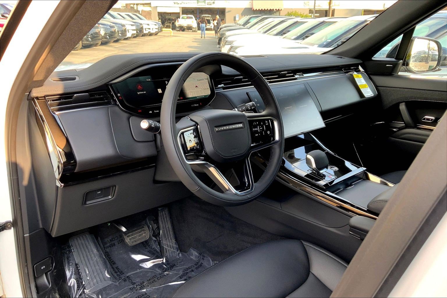New 2026 Land Rover Range Rover Sport SE AWD/4WD image 9