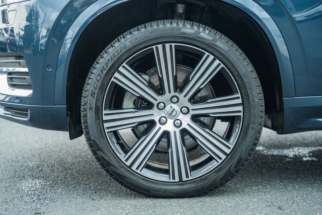 Certified 2023 Volvo XC90 T8 Plus w/ Protection Package Premier AWD/4WD image 17