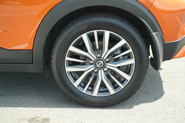 Used 2021 Nissan Kicks SR w/ SR Premium Package FWD image 44