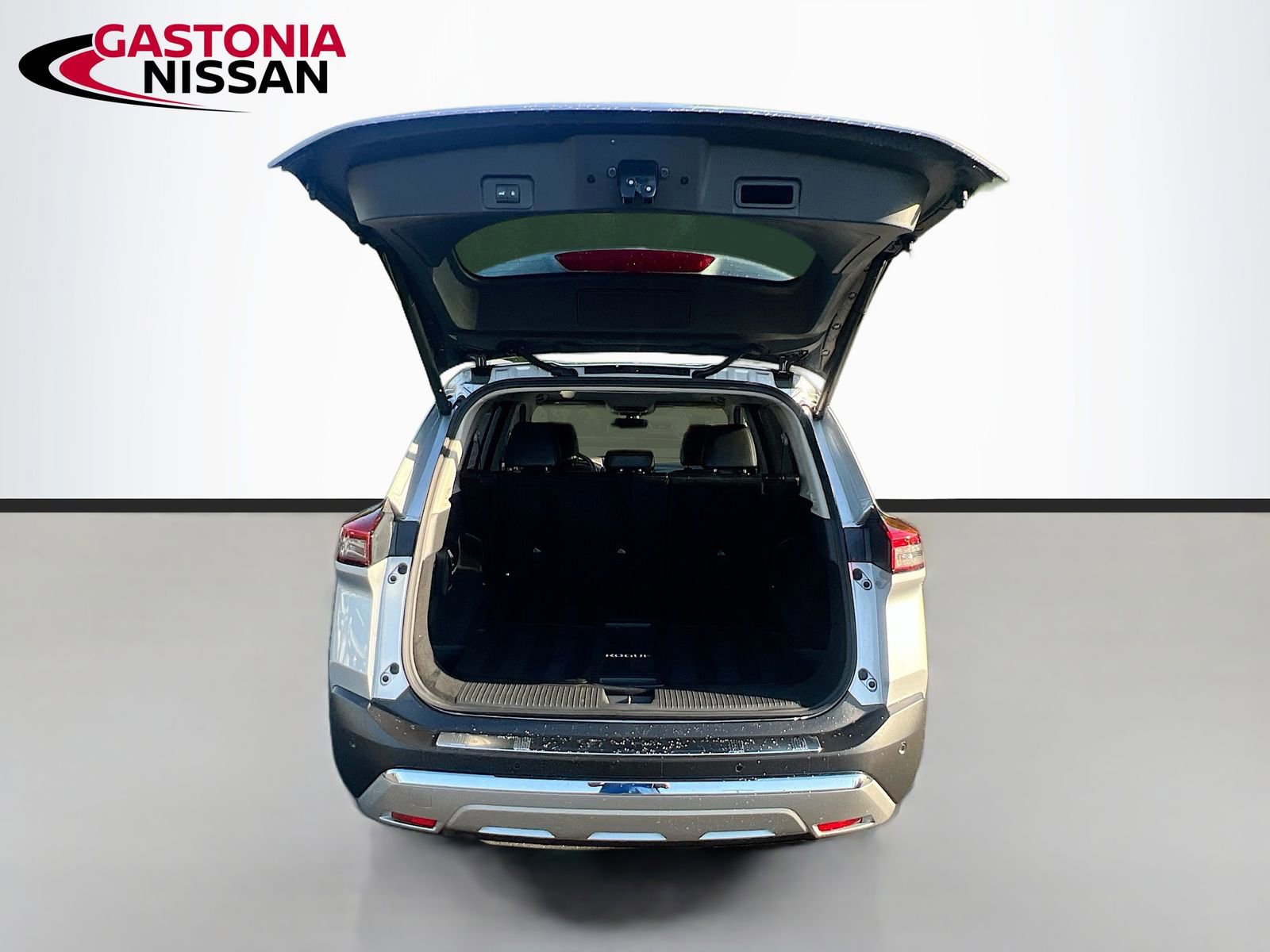 Used 2023 Nissan Rogue Platinum w/ Platinum Premium Package AWD/4WD image 36