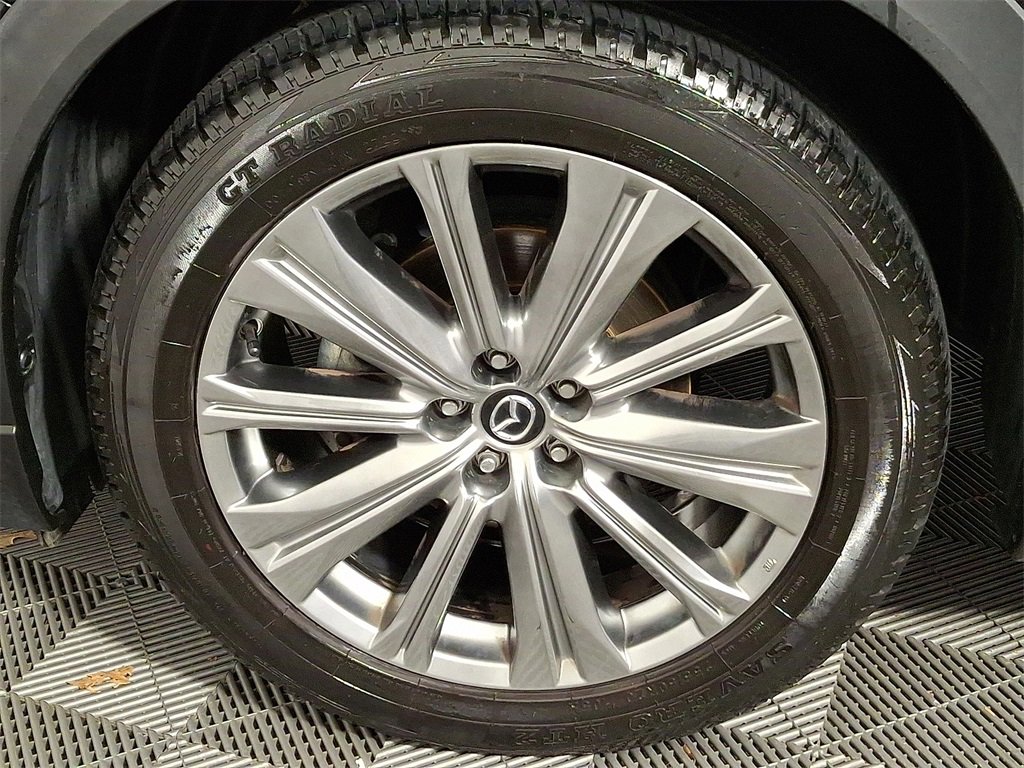 Used 2023 MAZDA CX-9 Signature image 10