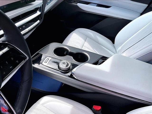 Certified 2025 Cadillac Lyriq Luxury RWD image 15