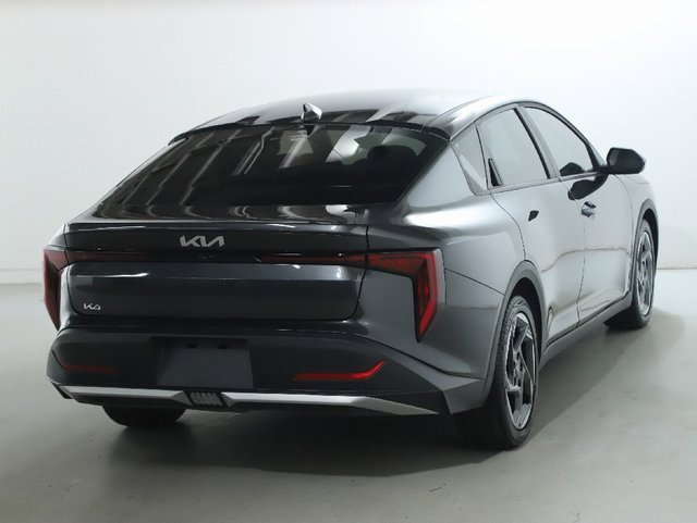 Used 2025 Kia K4 EX image 46