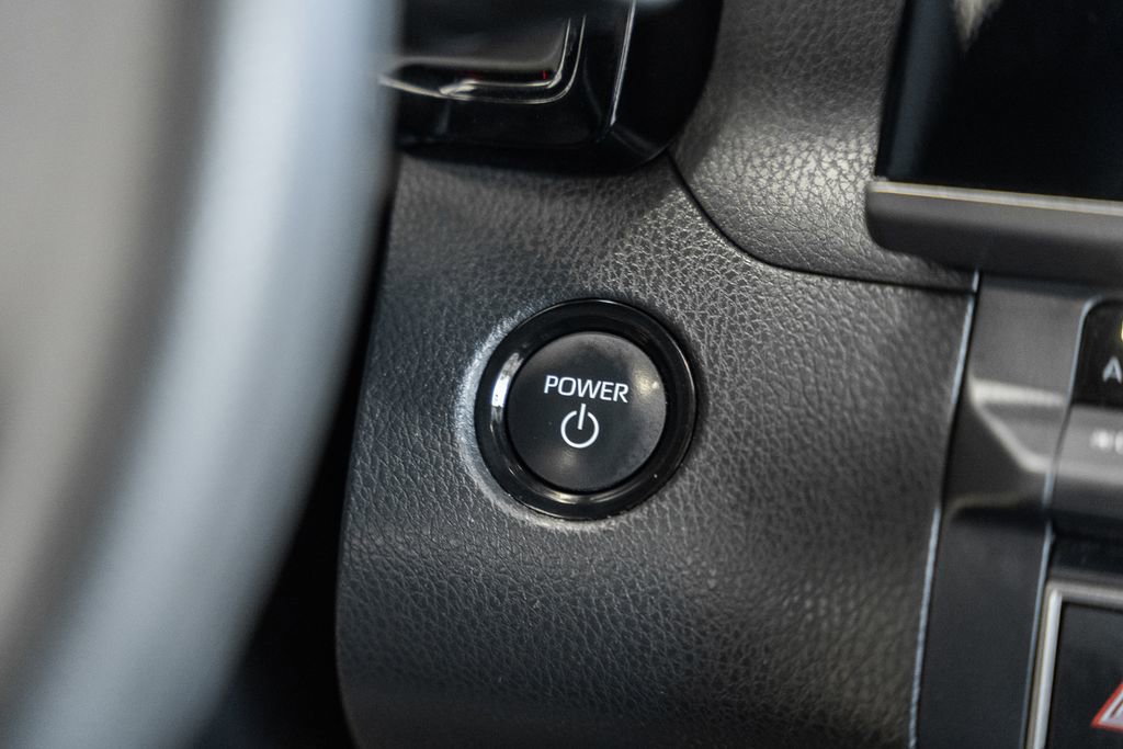 Used 2025 Toyota Camry LE image 20