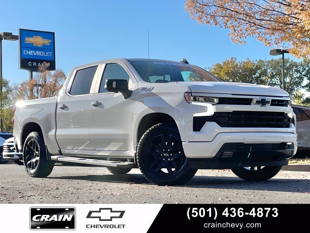 Used 2025 Chevrolet Silverado 1500 RST AWD/4WD image 1