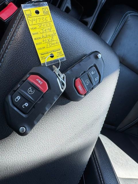 Used 2022 Jeep Wrangler Unlimited Rubicon 4xe w/ Cold Weather Group image 32