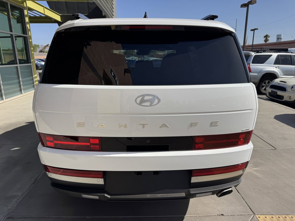 Used 2024 Hyundai Santa Fe Limited image 12