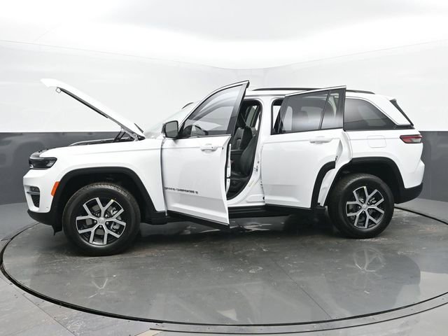 New 2025 Jeep Grand Cherokee Limited w/ Luxury Tech Group II image 55