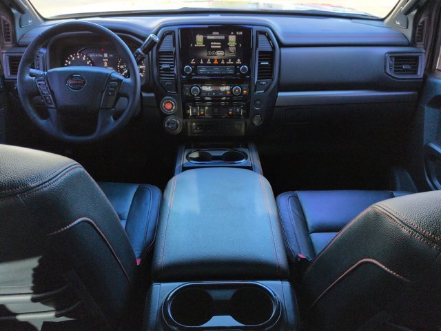 Used 2021 Nissan Titan PRO-4X w/ Pro-4x Convenience Package image 16