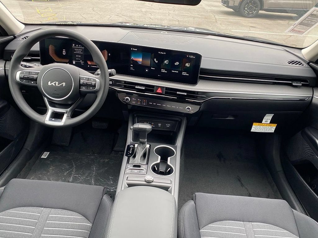 New 2026 Kia K5 LXS FWD image 24