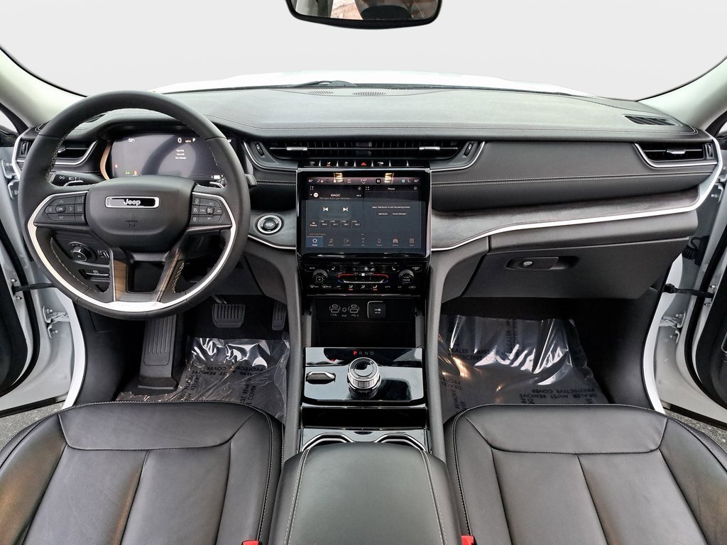 Certified 2023 Jeep Grand Cherokee L Limited image 2