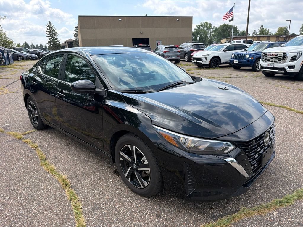Used 2024 Nissan Sentra SV FWD image 3